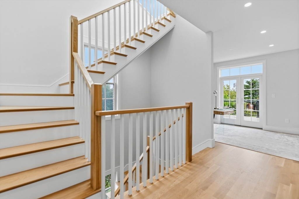 8 Lawrence St Property Photo 21
