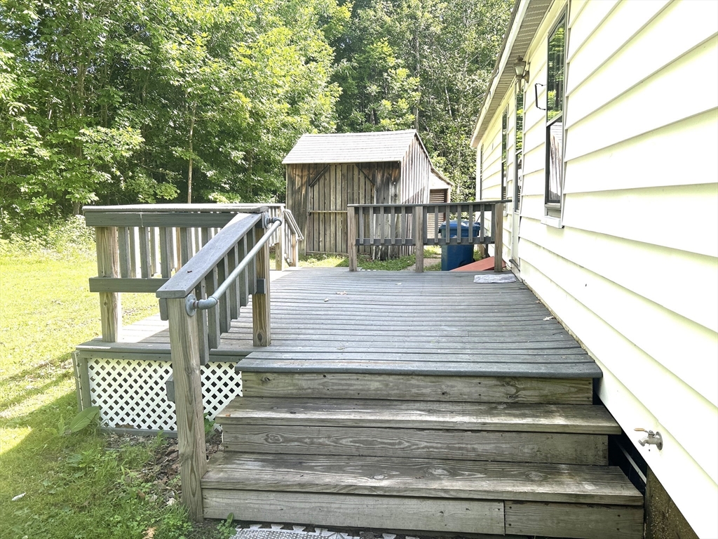 61 Carruth Rd Property Photo 2