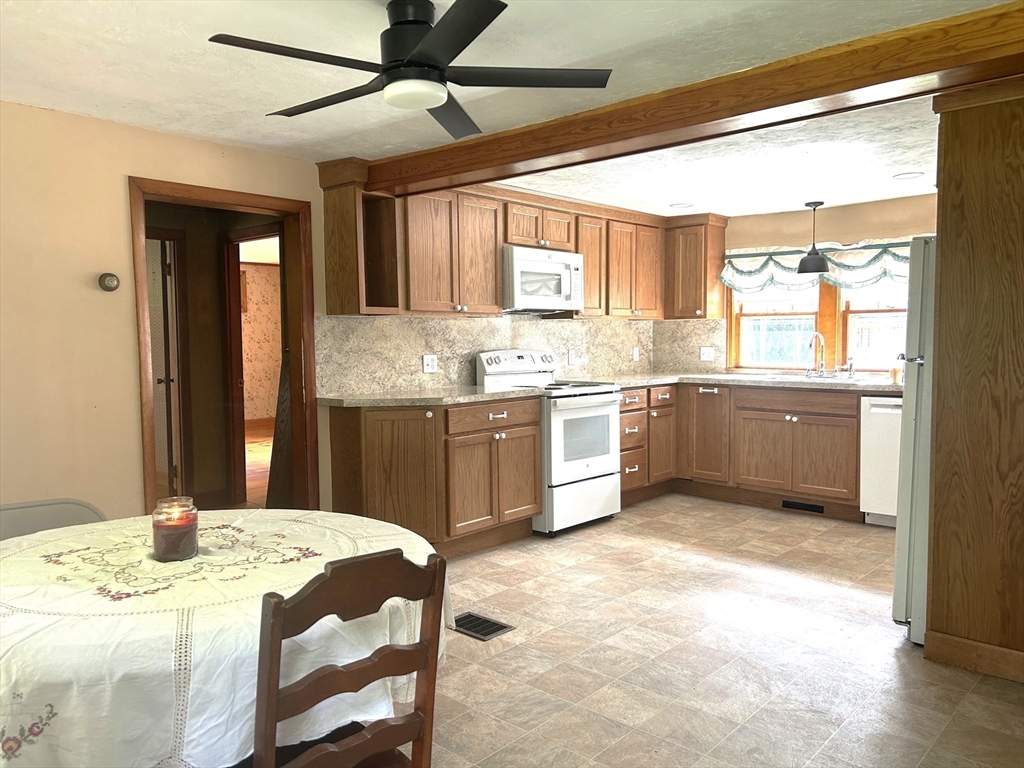 61 Carruth Rd Property Photo 10