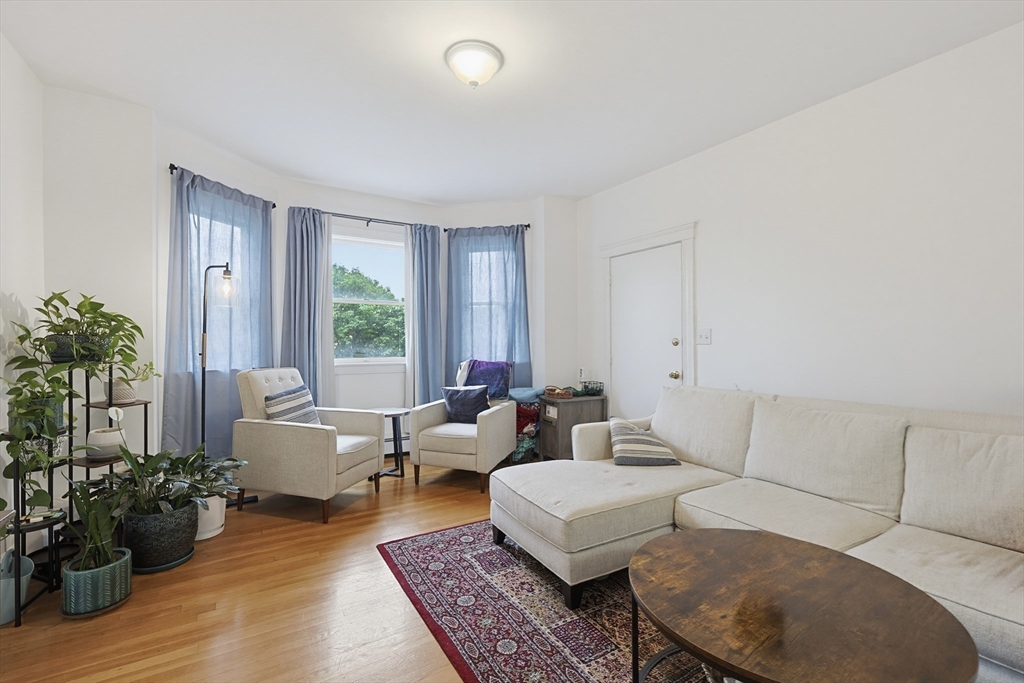 87 Broad St # 3 Property Photo 1
