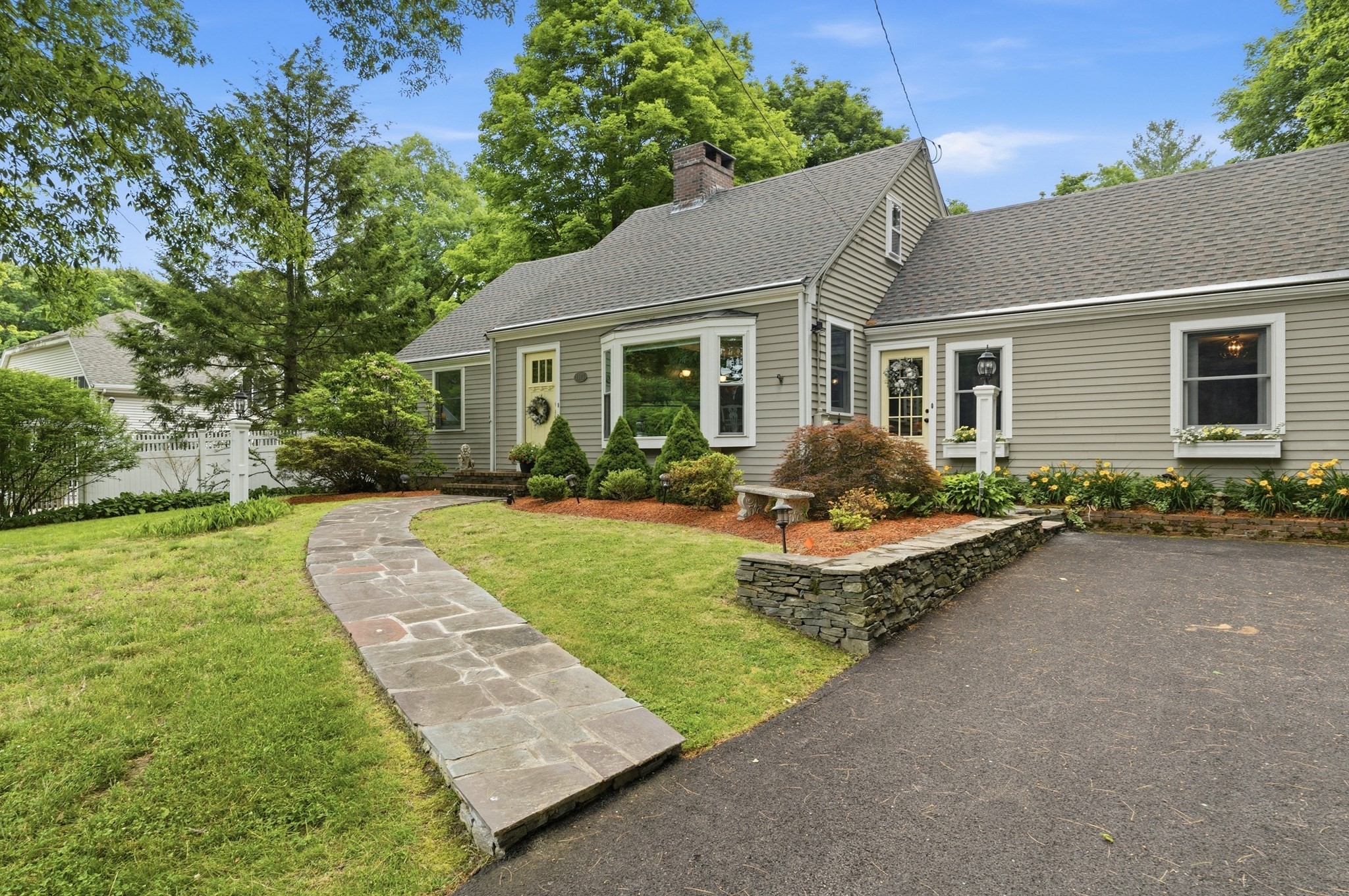 1115 Washington St Property Photo 3