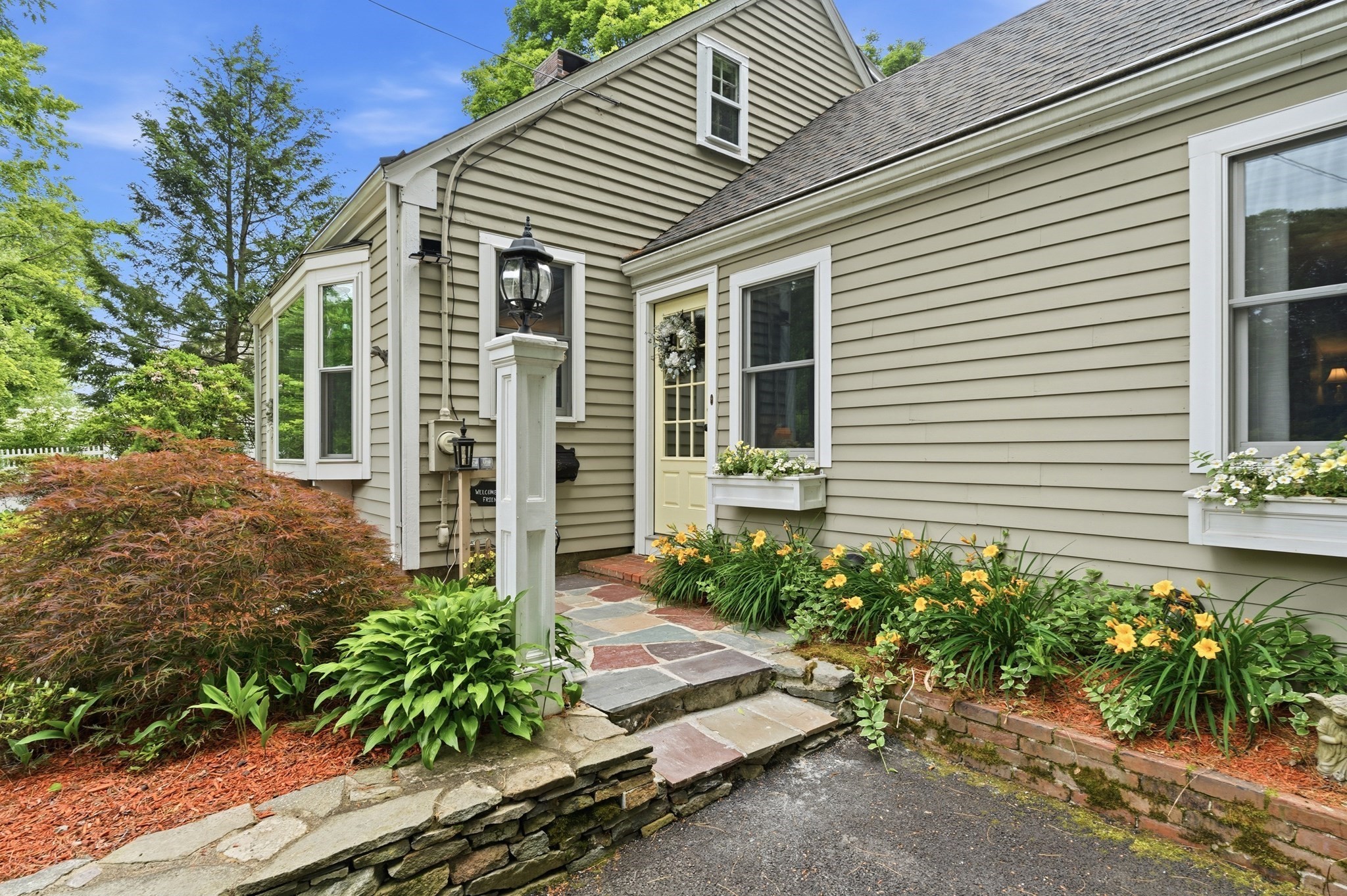 1115 Washington St Property Photo 4