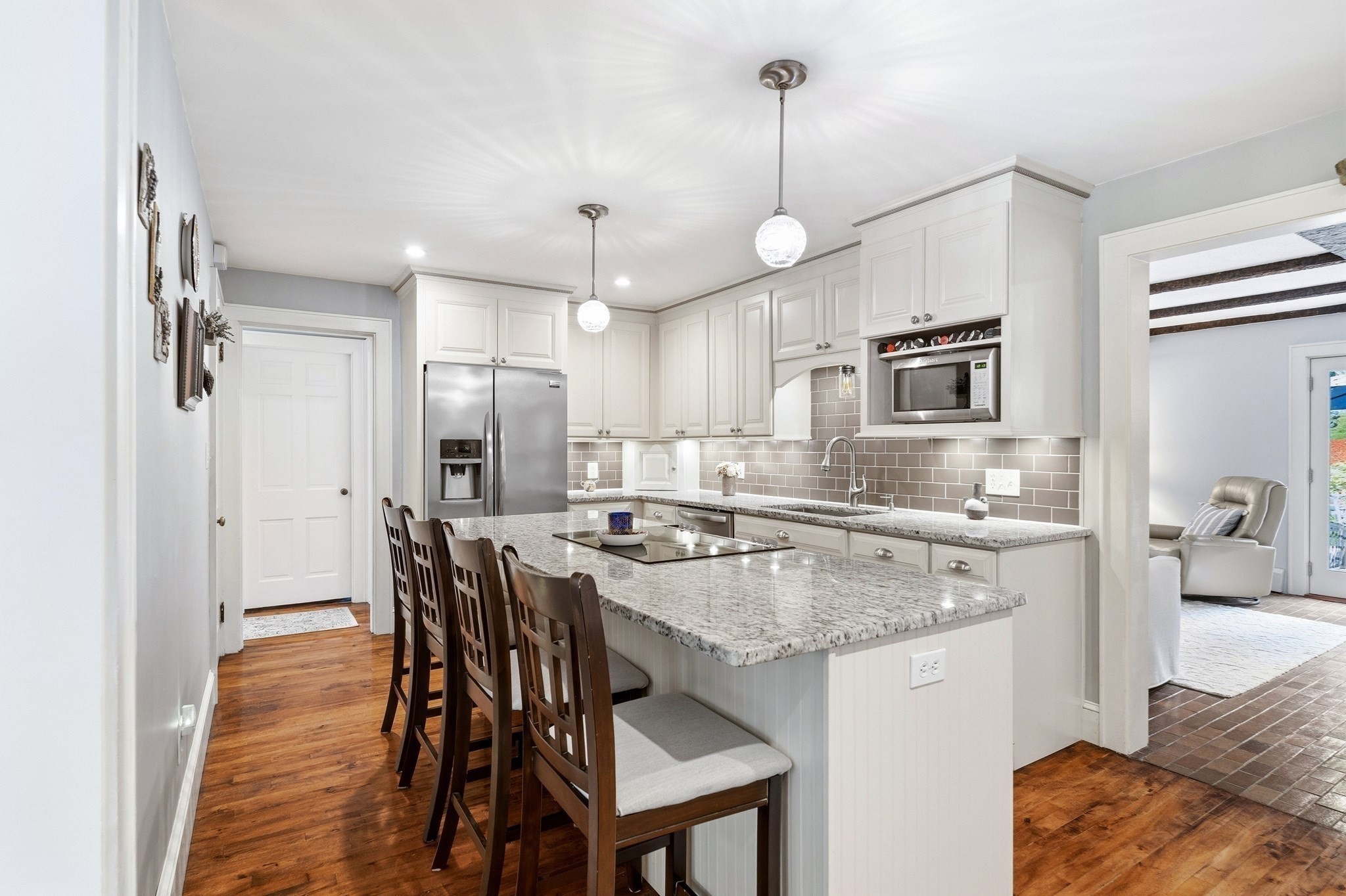 1115 Washington St Property Photo 7