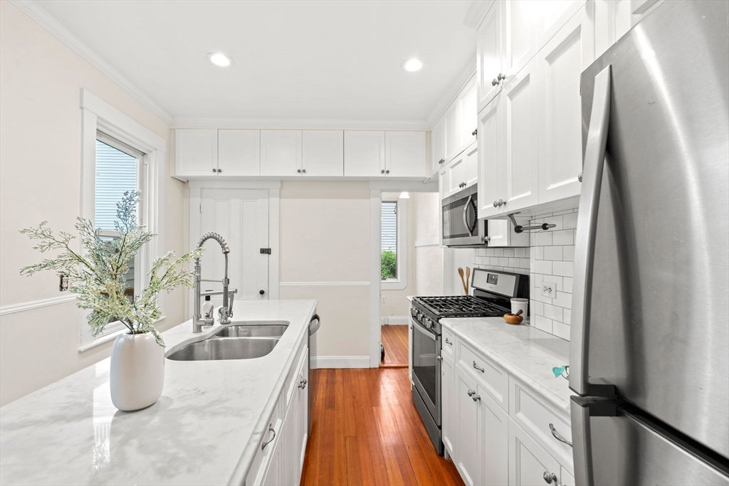 273 Bunker Hill St # 1 Property Photo 16