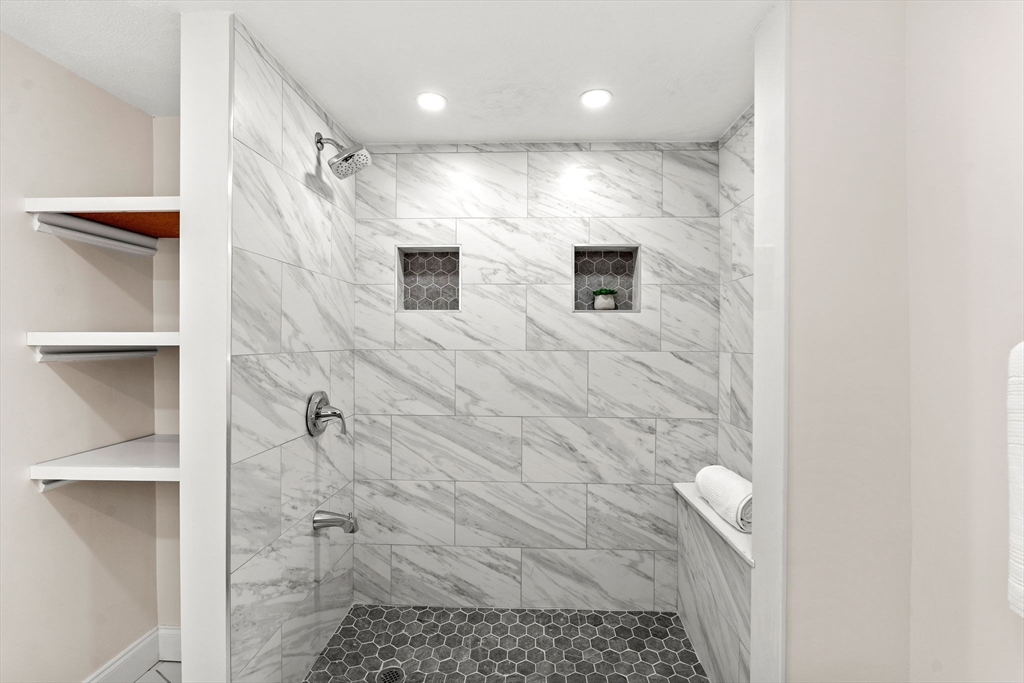273 Bunker Hill St # 1 Property Photo 21