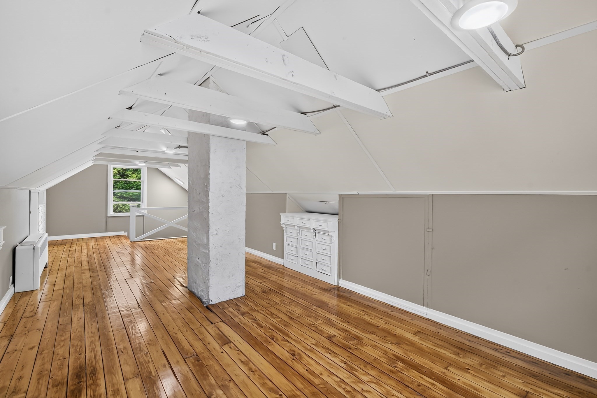 118 Blossom St Property Photo 25