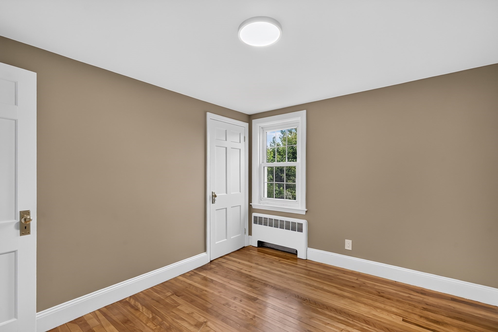 118 Blossom St Property Photo 27