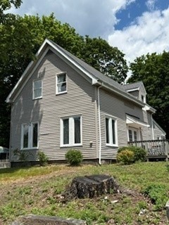 111 Hawthorne St Property Photo 1