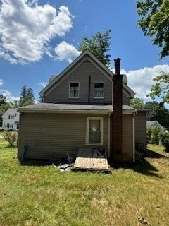 111 Hawthorne St Property Photo 4