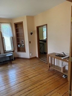 111 Hawthorne St Property Photo 6