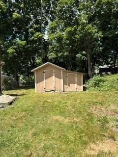111 Hawthorne St Property Photo 25