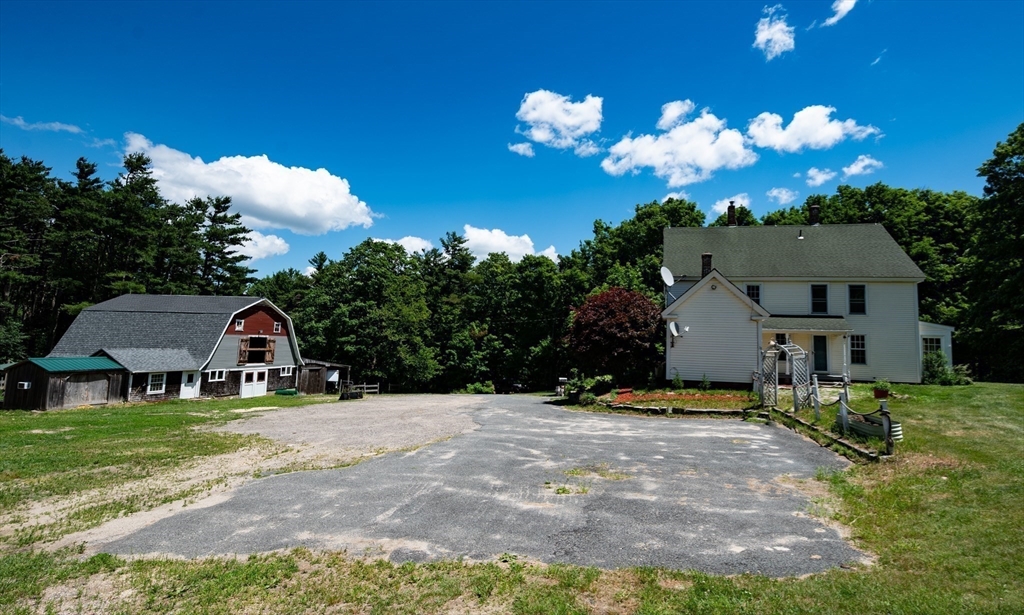 38 Blueberry Hill Rd Property Photo 5