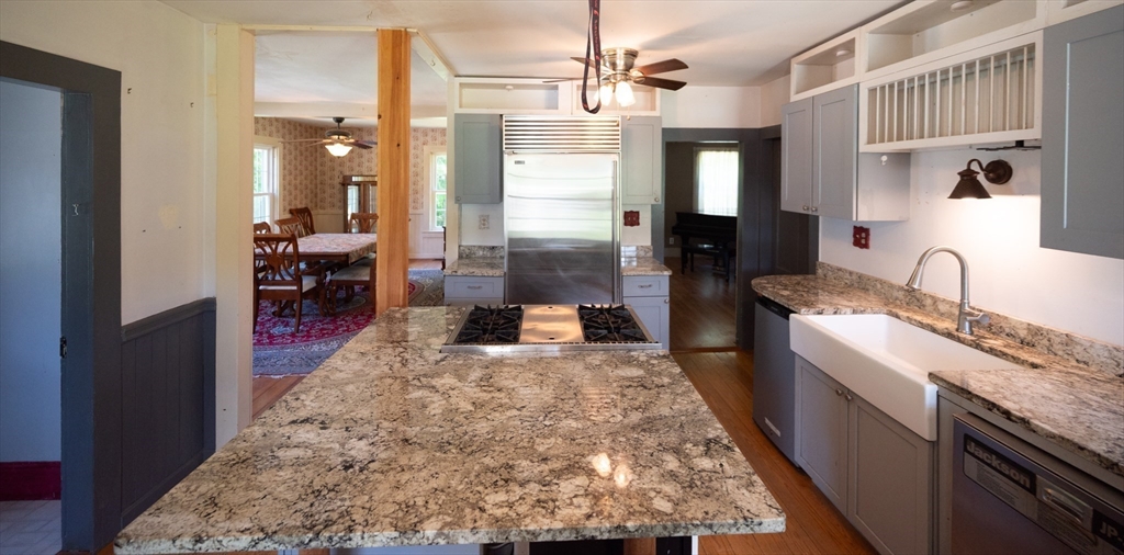 38 Blueberry Hill Rd Property Photo 6