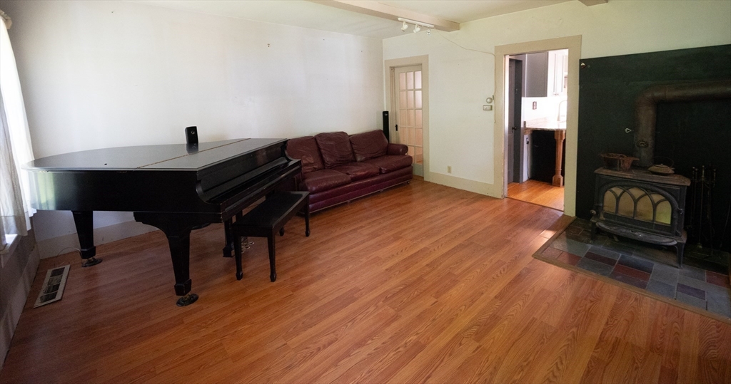 38 Blueberry Hill Rd Property Photo 11