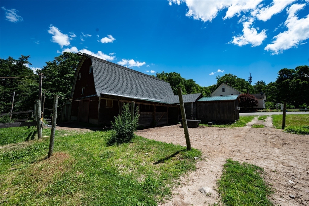 38 Blueberry Hill Rd Property Photo 25