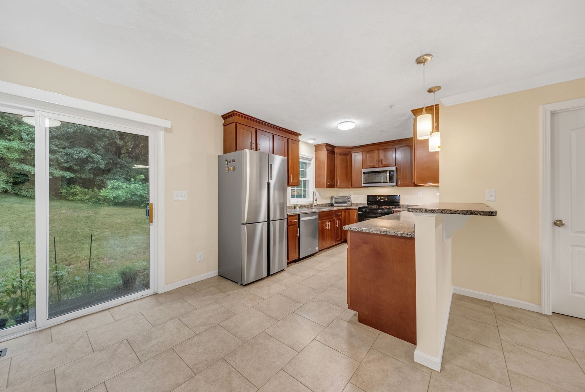 22 Bradley Dr # D Property Photo 11