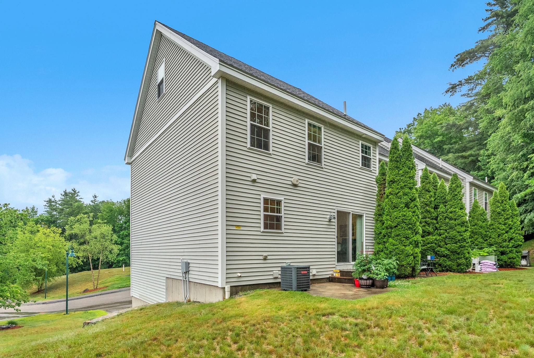 22 Bradley Dr # D Property Photo 38