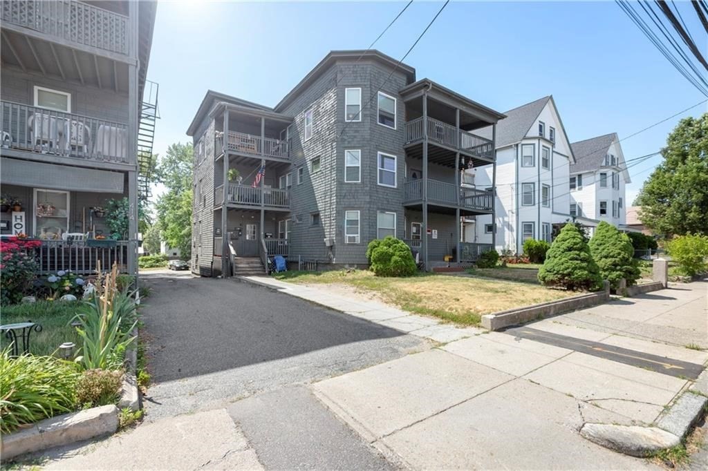 420 Rathbun St Property Photo 1