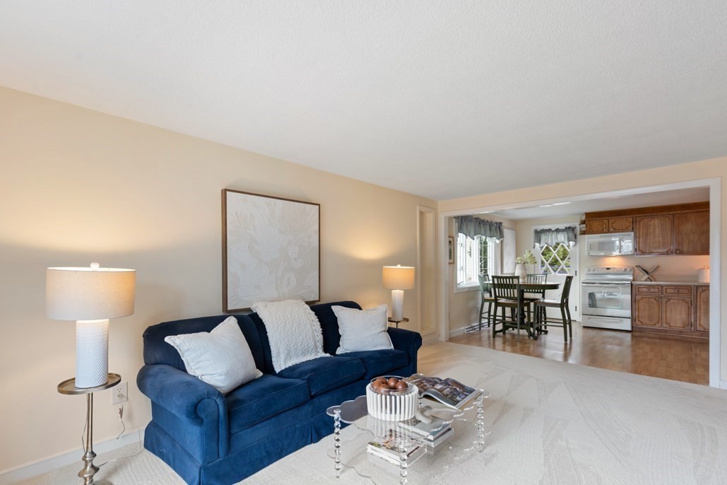 4 Rossmore Rd Property Photo 8