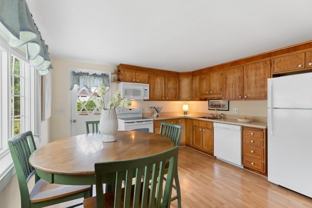 4 Rossmore Rd Property Photo 9