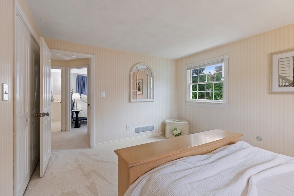 4 Rossmore Rd Property Photo 17