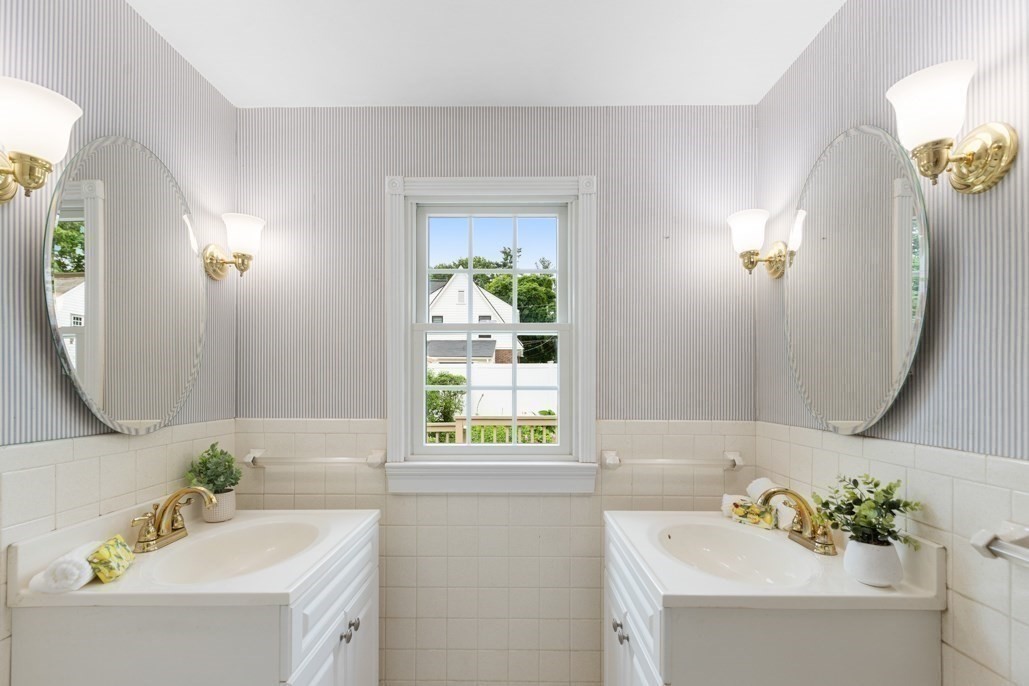 4 Rossmore Rd Property Photo 19