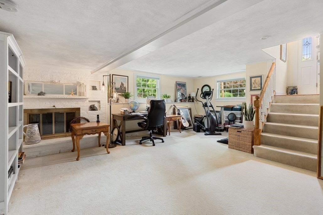 4 Rossmore Rd Property Photo 20