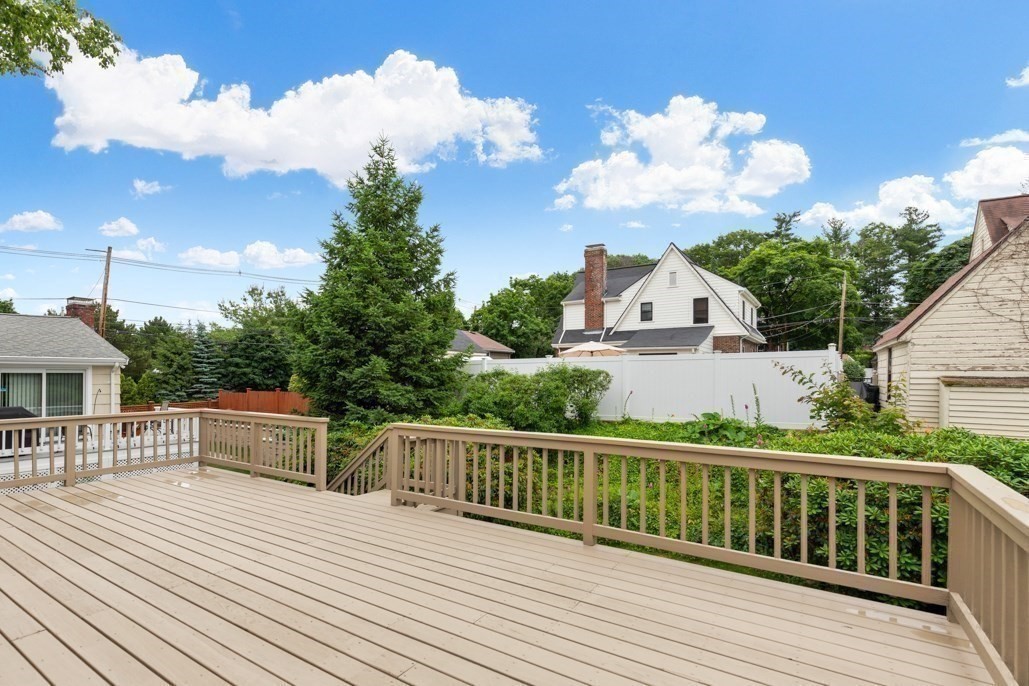 4 Rossmore Rd Property Photo 28