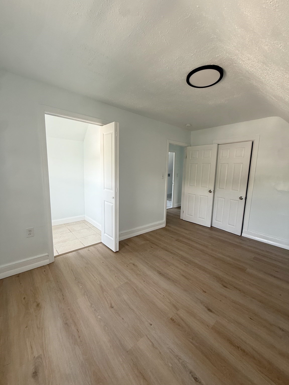 3886-3888 Washington St # 3 Property Photo 6