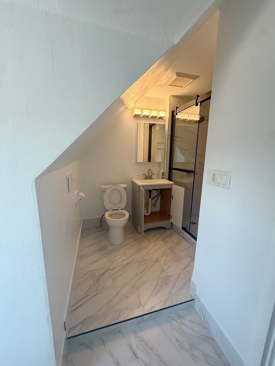 3886-3888 Washington St # 3 Property Photo 14