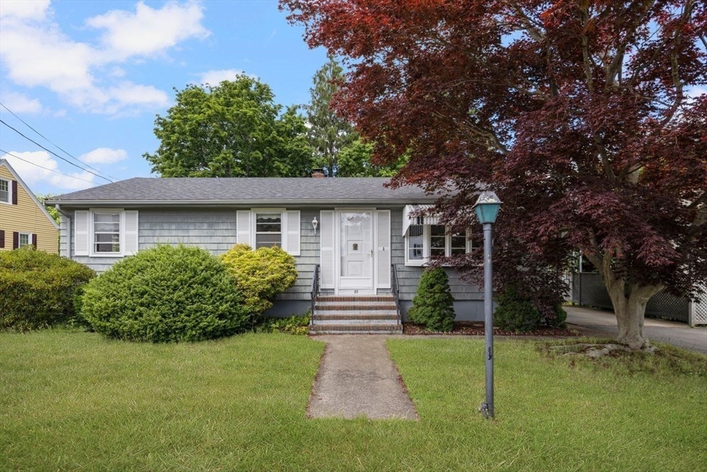 27 Hinsdale St Property Photo 2