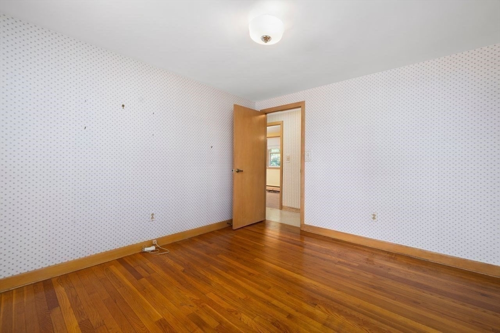 27 Hinsdale St Property Photo 21