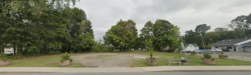 533 N Main St. Property Photo 2