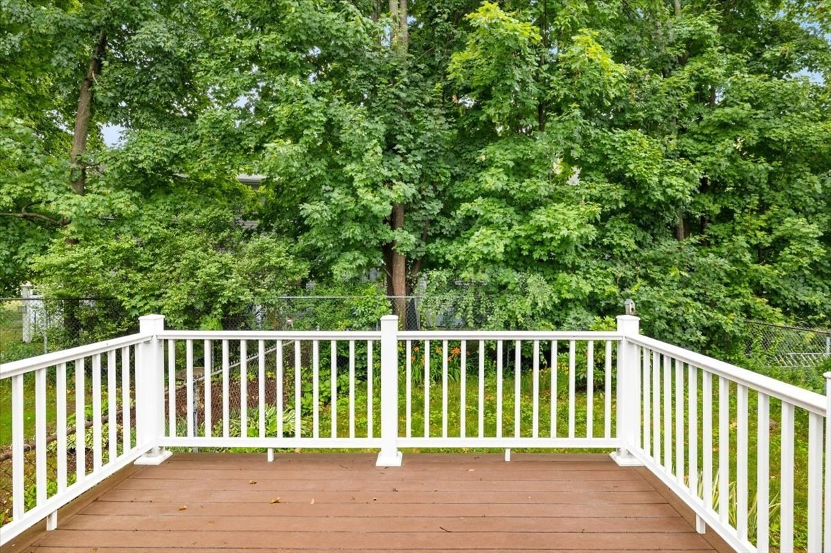 2 Margaret Rd Property Photo 22