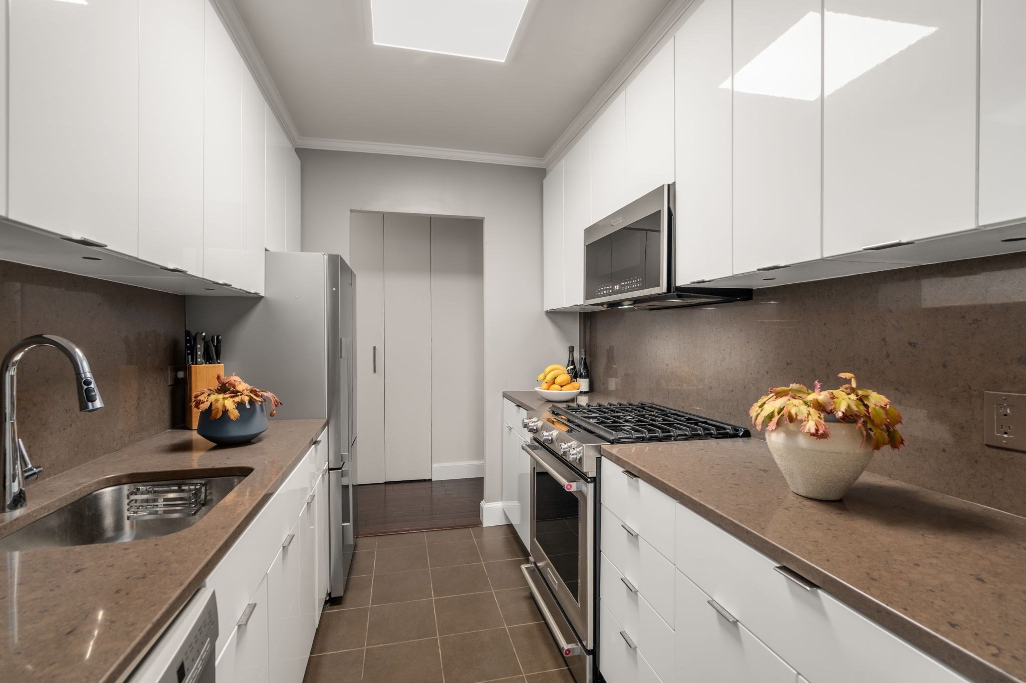 85 E India # 28f Property Photo 17