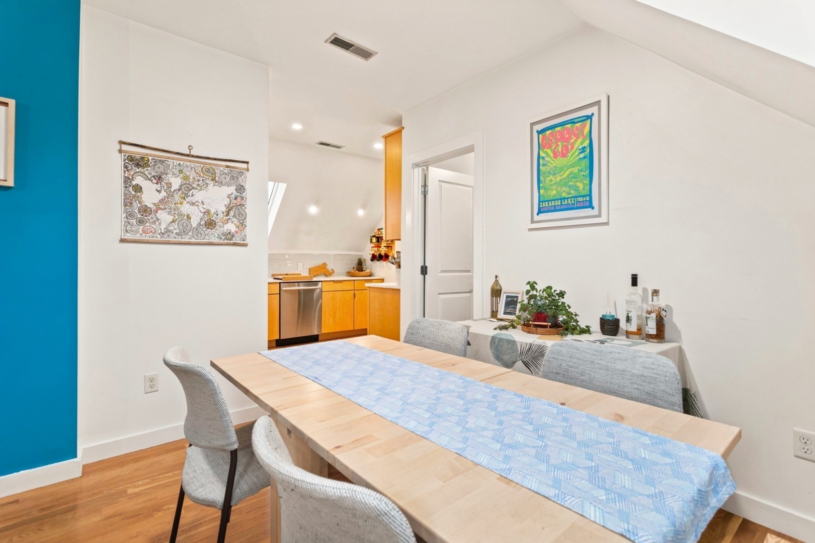 51 New Ocean St # 3 Property Photo 6