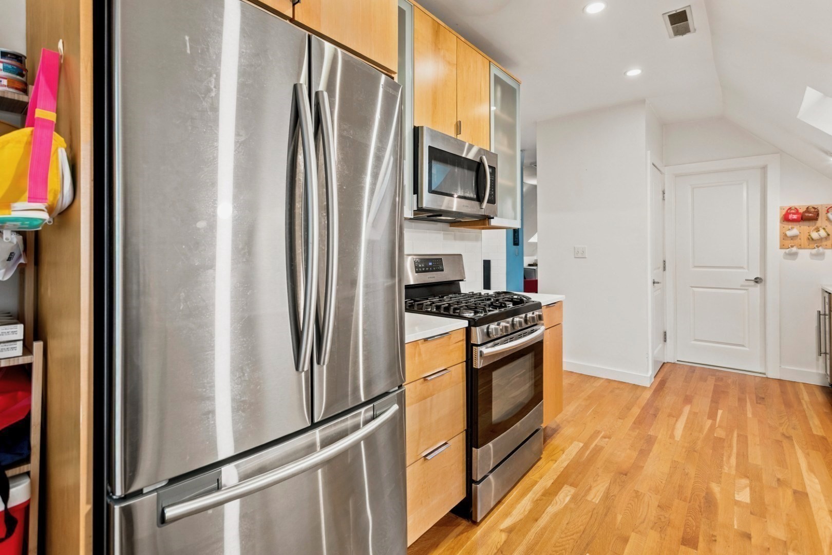 51 New Ocean St # 3 Property Photo 13