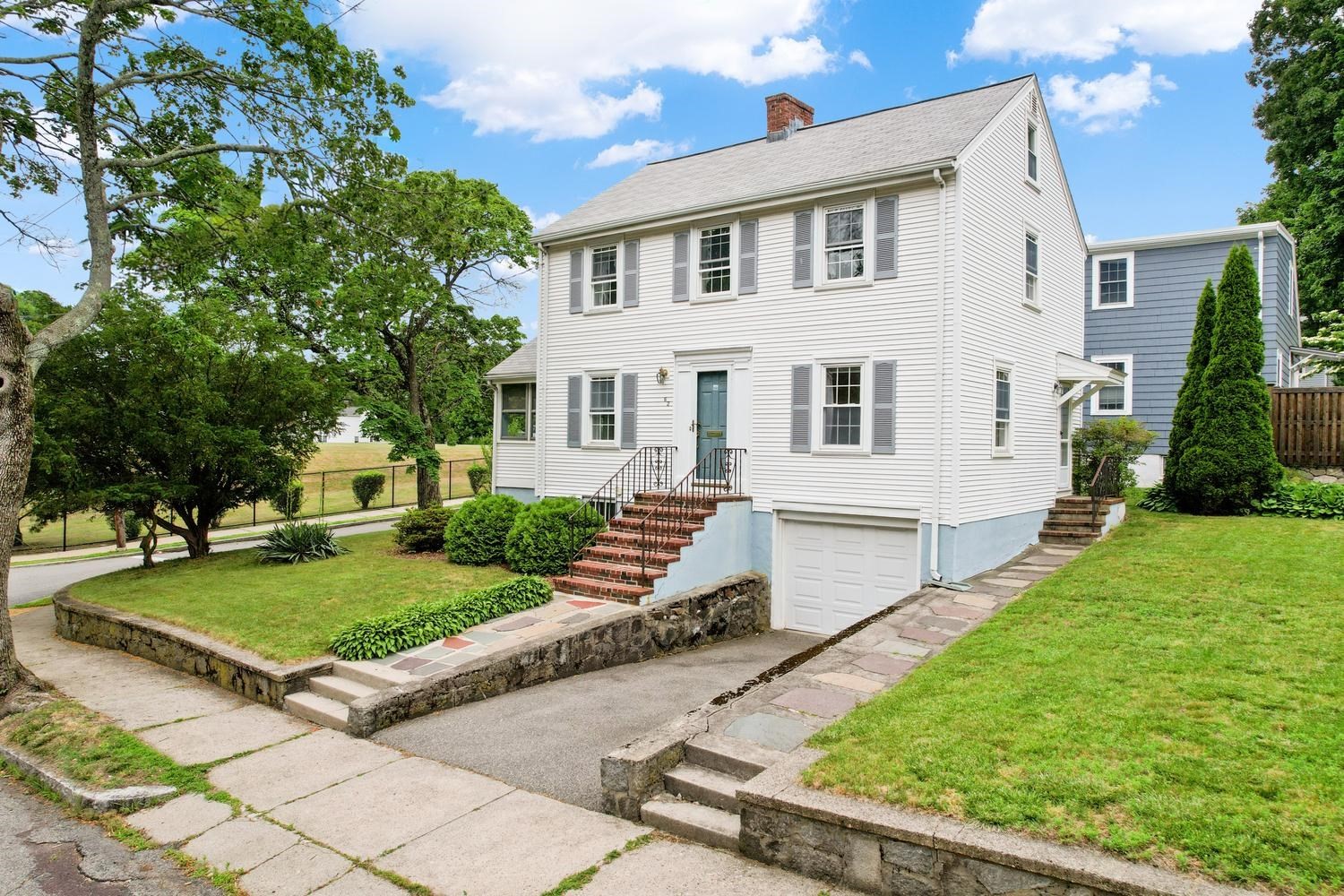 62 Bellington Street Property Photo 1