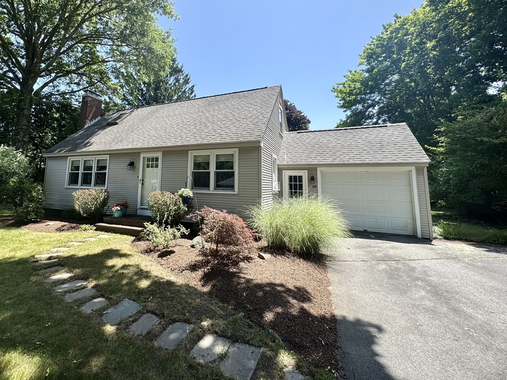 18 Cortland Dr Property Photo 1