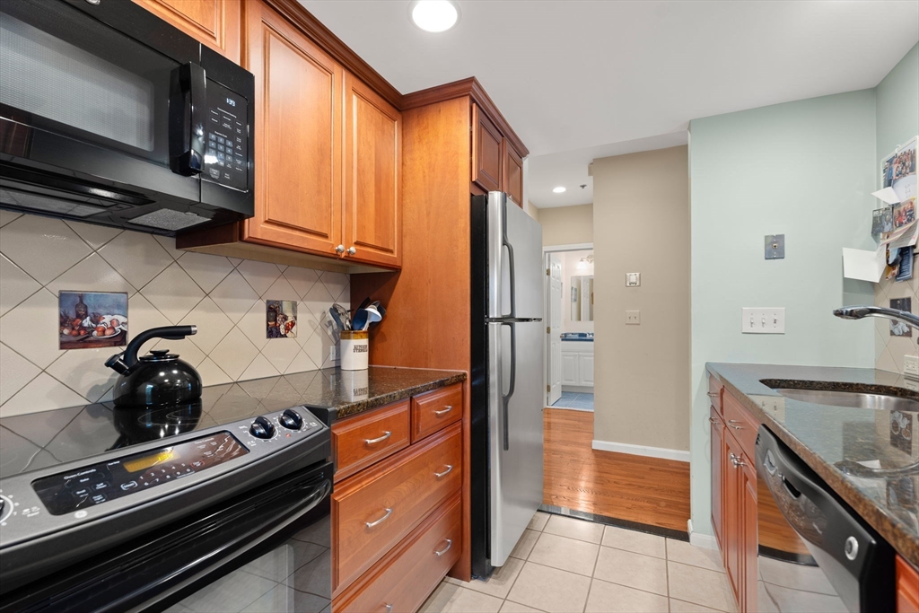 205 Richdale Ave # A14 Property Photo 6