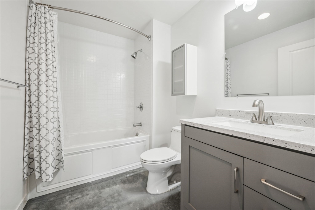 16 Miner Street # 403 Property Photo 15