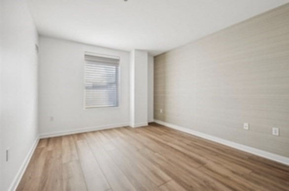 16 Miner Street # 403 Property Photo 18