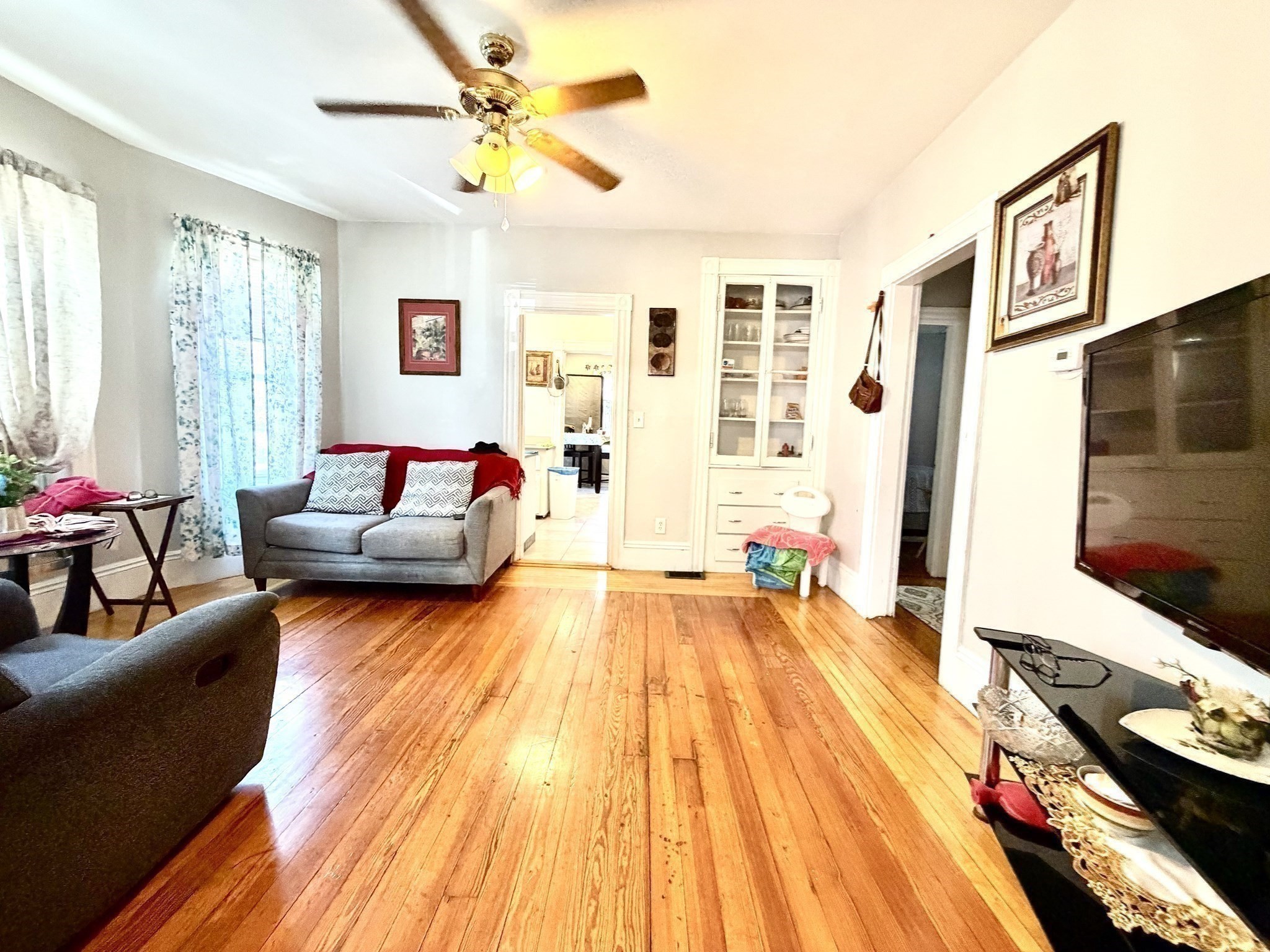 31-33 Hollingsworth St Property Photo 13
