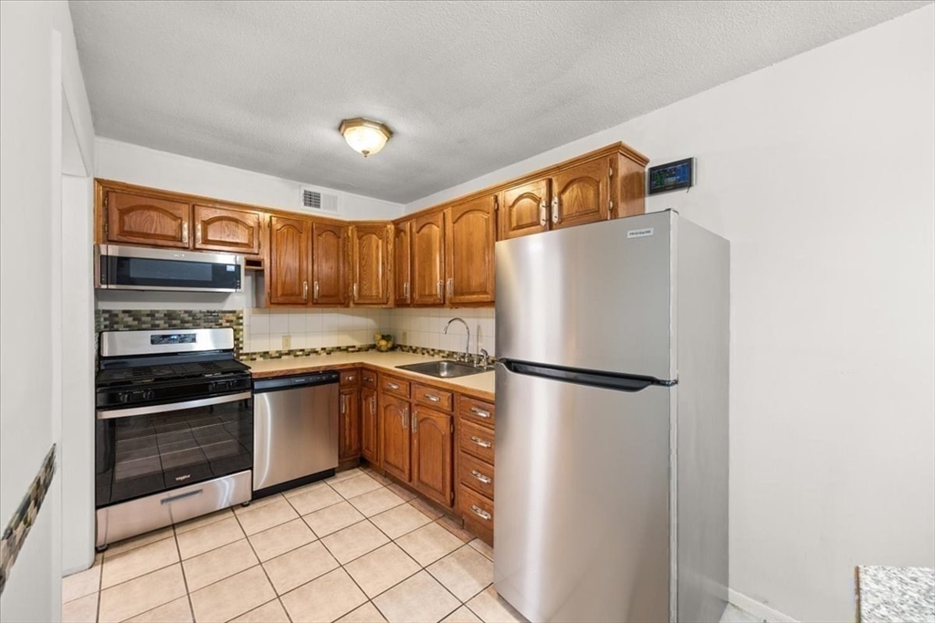 171 Highland Street # 103 Property Photo 6