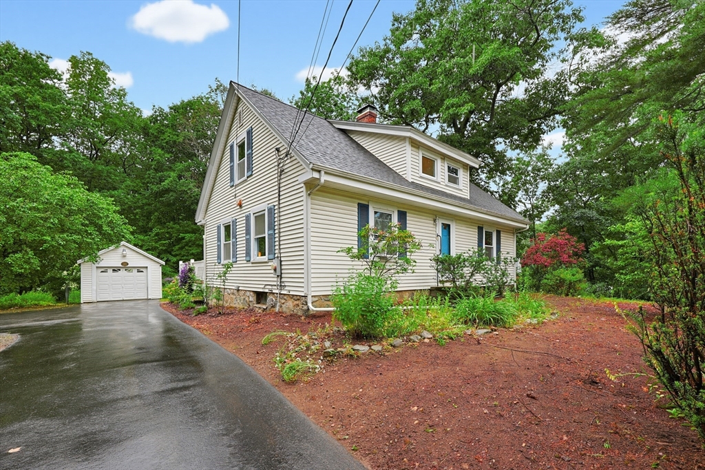 602 Elm St. Property Photo 1