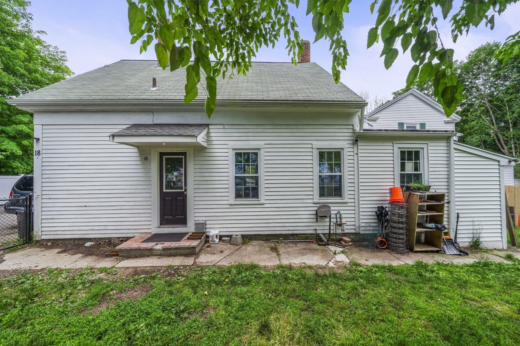18 Bolton Pl Property Photo 2