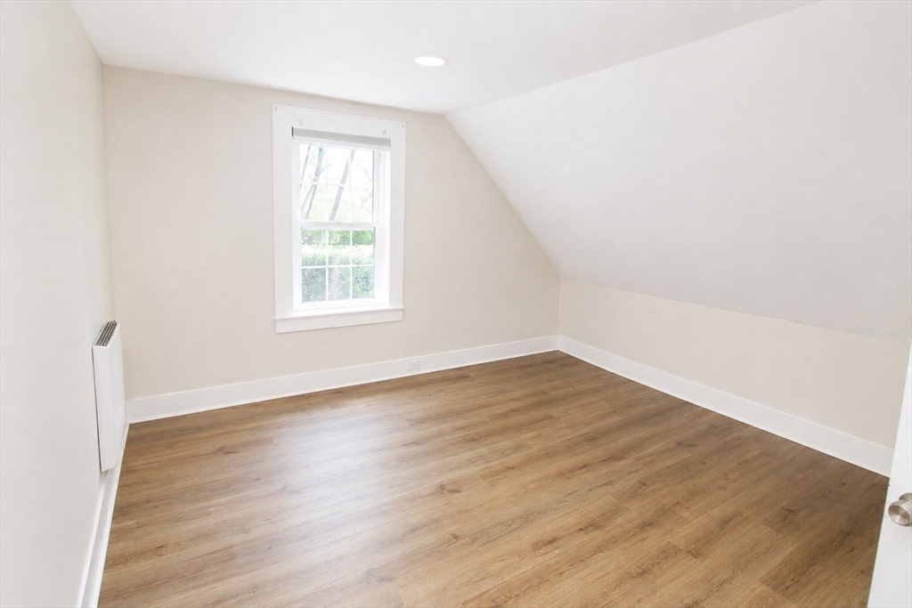 18 Bolton Pl Property Photo 10