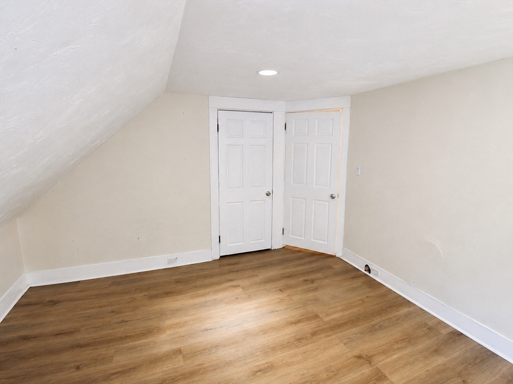 18 Bolton Pl Property Photo 11