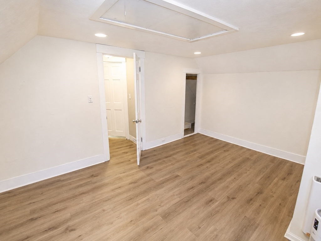 18 Bolton Pl Property Photo 15