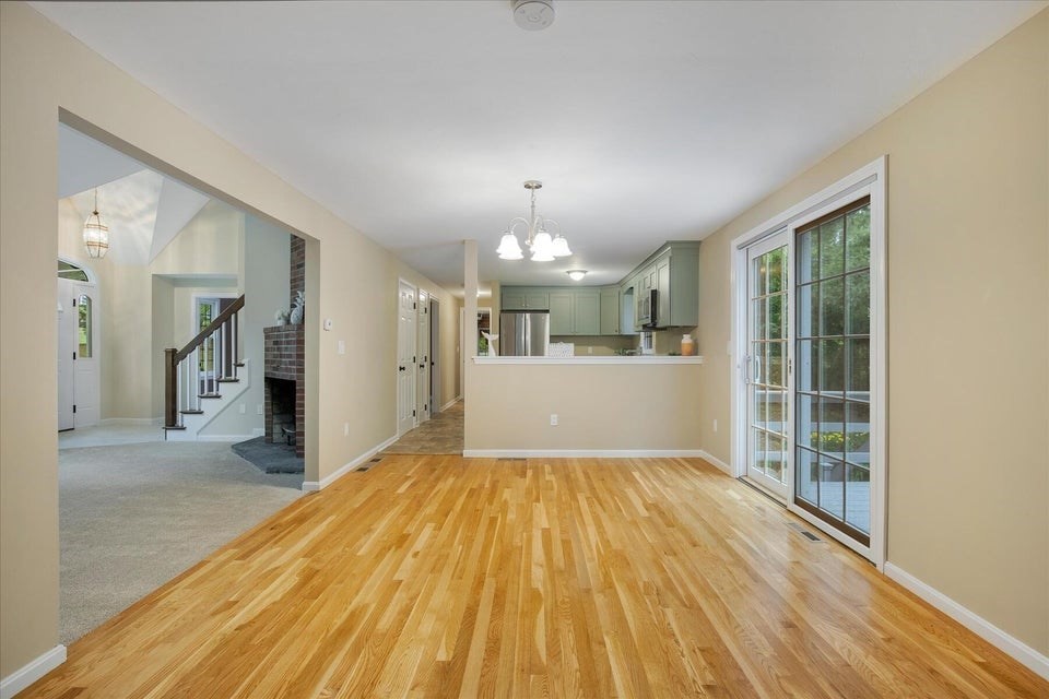 30 Currycomb Cir Property Photo 13